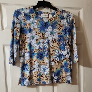 Alfred Dunner Women's Blue and Beige Floral Long Sleeve Tee